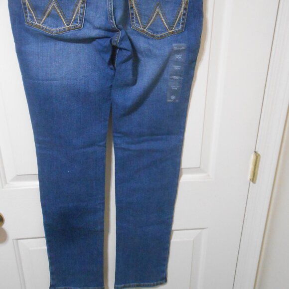 NEW WRANGLER RETRO MAE MID-RISE JEANS SIZE 3X34 STRAIGHT LEG STRETCH WAIST 👩🎁 - Picture 6 of 9
